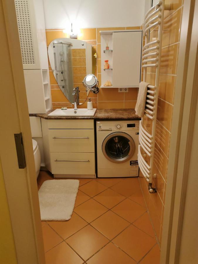 Corvin City Center Kisfaludy Apartman Apartment Будапеща Екстериор снимка